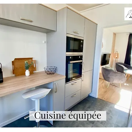 La Quintessence - Spacieux 75m2 - 2ch - 6 Pers - Ascenseur - Au Calme * Arras