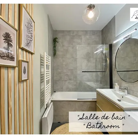 La Quintessence - Spacieux 75m2 - 2ch - 6 Pers - Ascenseur - Au Calme * Arras